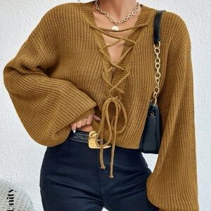 NWOT SHEIN Lace Up V Neck Cropped Sweater M